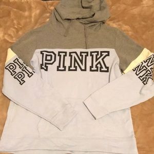 VS Pullover Hoodie